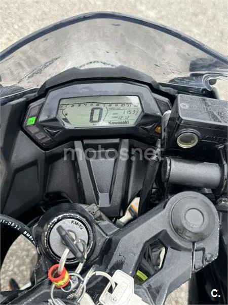 Kawasaki Ninja 125 – Vista 5