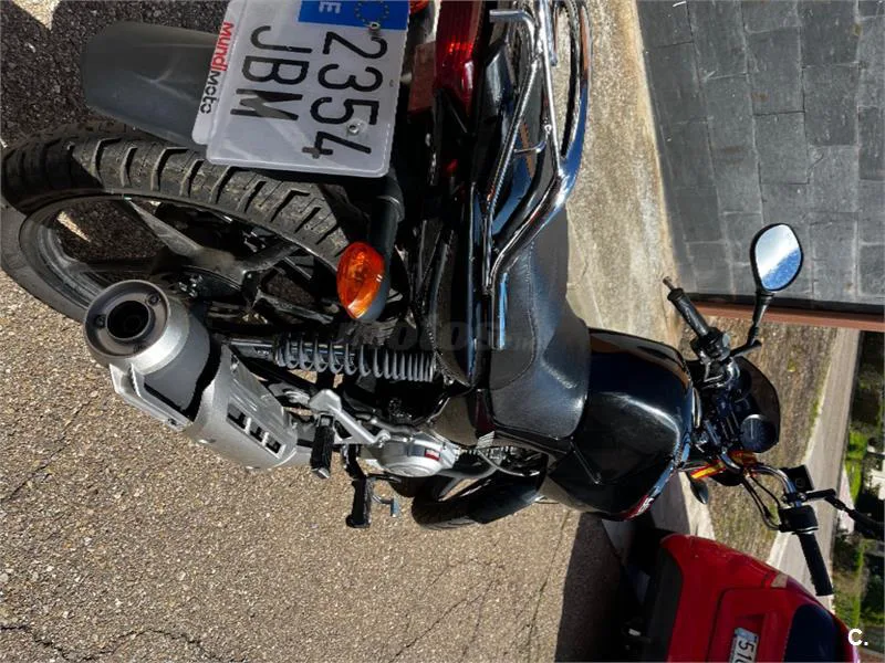 Yamaha YBR 125 – Vista 3