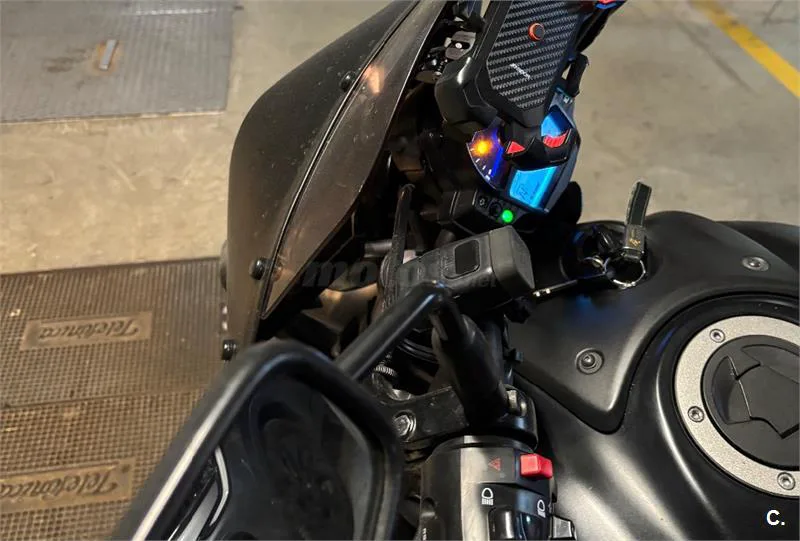 Kawasaki Vulcan S – Vista 4