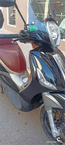 Piaggio Beverly Sport Touring 350 – Vista 3