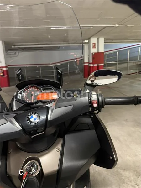 BMW C 650 GT – Vista 7