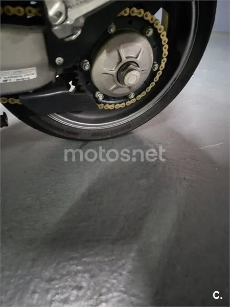 Honda VFR 800 FI – Vista 4