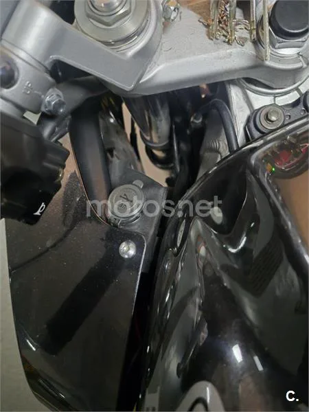 Honda VFR 800 FI – Vista 6