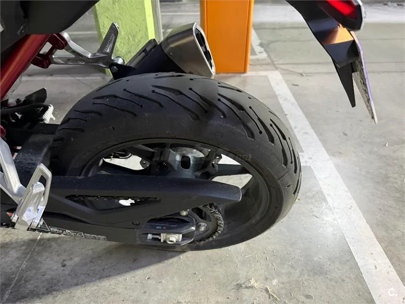 Honda CB 750 – Vista 4