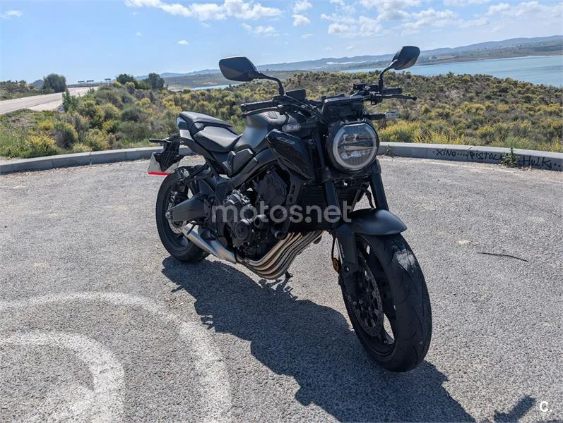 Honda CB 650 R – Vista 2
