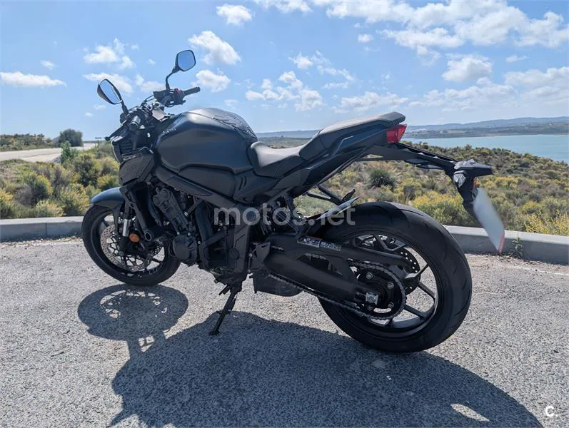 Honda CB 650 R – Vista 9