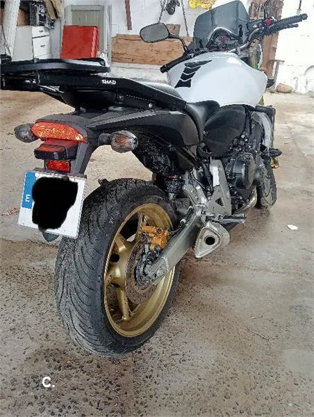 Honda CB 600 F – Vista 4