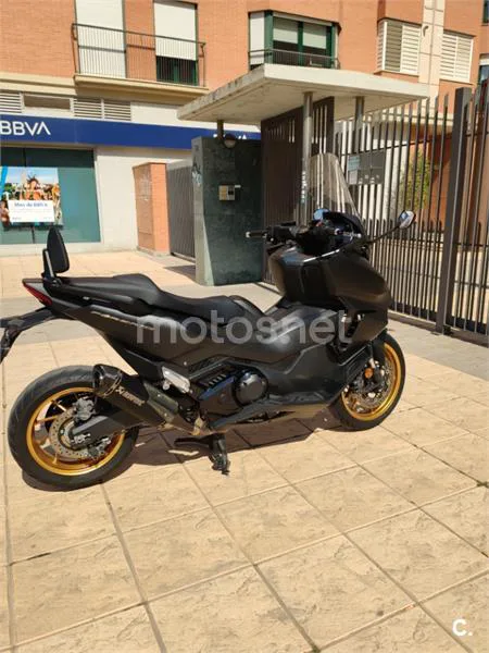 Honda Forza 750 – Vista 6