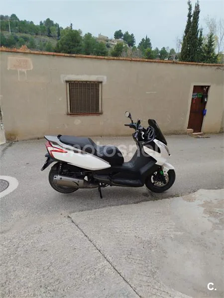 Kymco Super Dink 125i – Vista 3