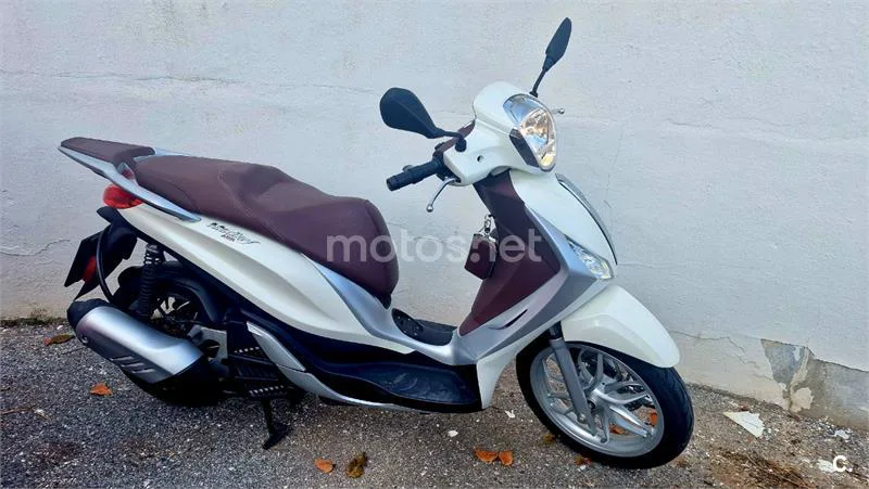 Piaggio Medley – Vista 4