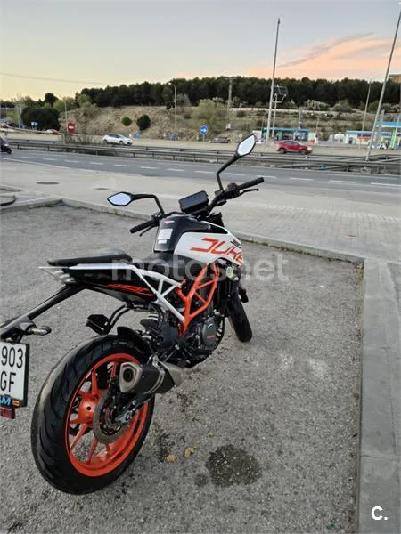 KTM 390 – Vista 3