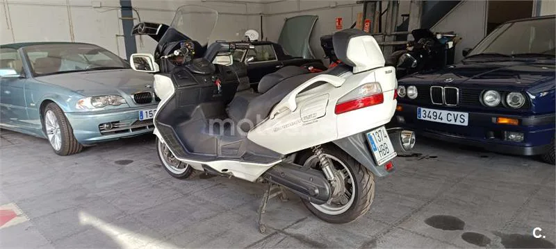 Suzuki Burgman 650 Executive – Vista 5