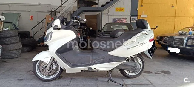 Suzuki Burgman 650 Executive – Vista 6