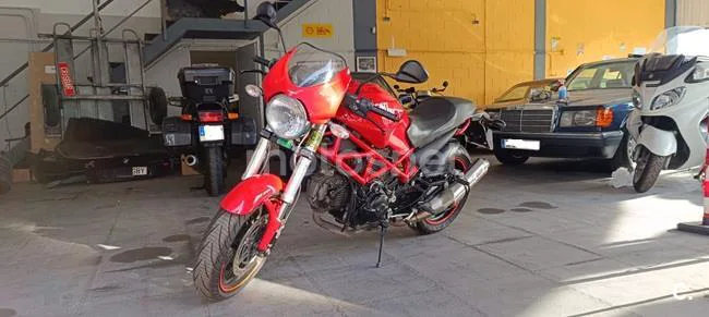 Ducati Monster 696 – Vista 11