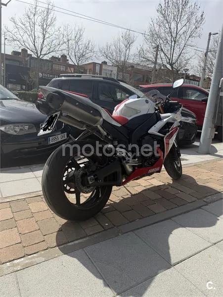 Yamaha R1 – Vista 2