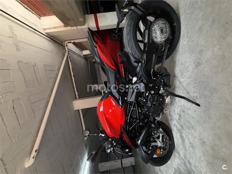 MV Agusta BRUTALE – Vista 4