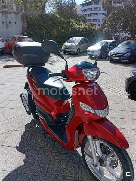 Peugeot TWEET 125 – Vista 3
