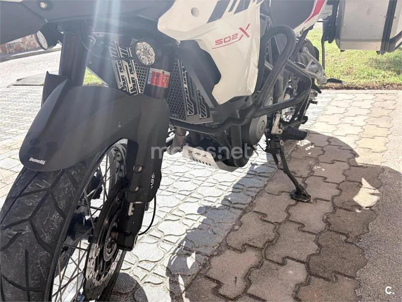 Benelli TRK 502 – Vista 5