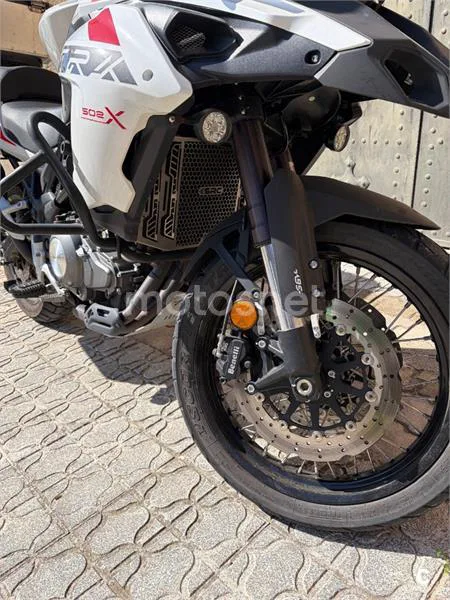 Benelli TRK 502 – Vista 8