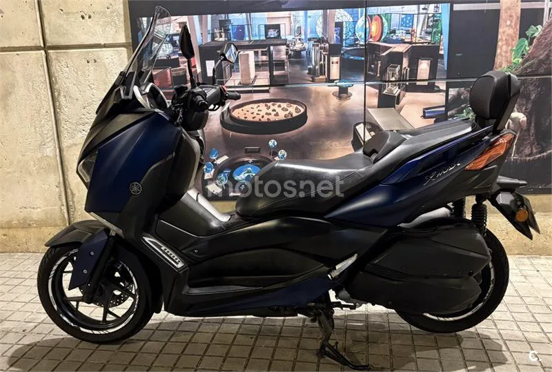 Yamaha XMAX 300 – Vista 3