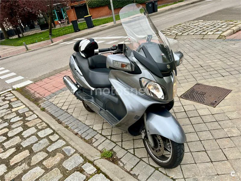Suzuki Burgman 650 Executive 2200 € 2008 Madrid - 2