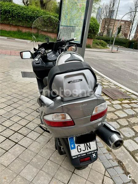 Suzuki Burgman 650 Executive – Vista 11
