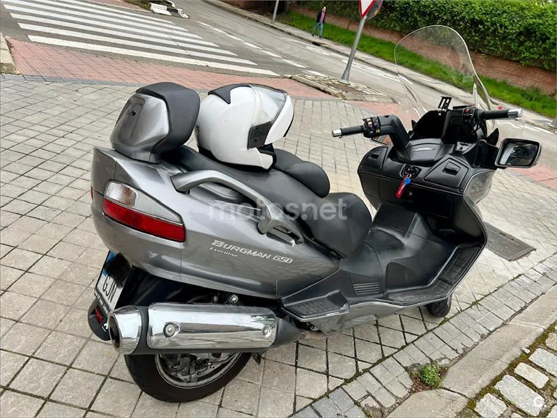 Suzuki Burgman 650 Executive – Vista 6