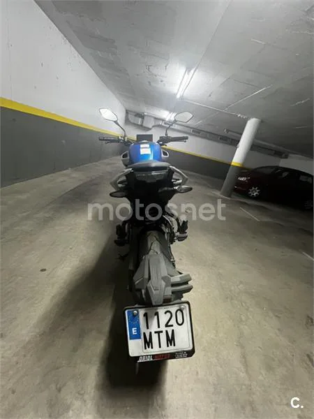 CFMOTO 300 NK – Vista 4