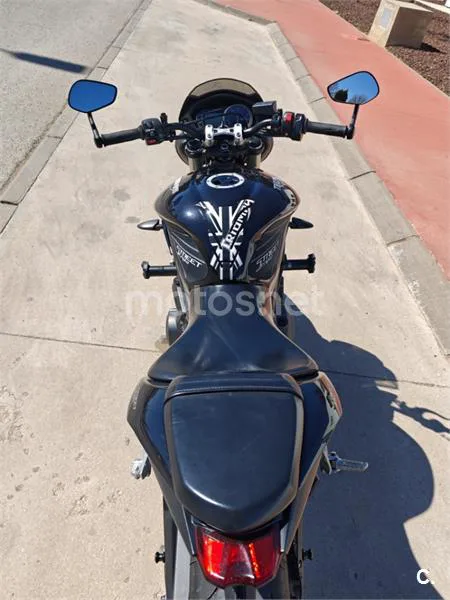 Triumph Street Triple – Vista 5