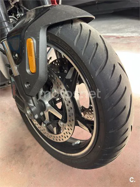 BMW R 1300 R – Vista 4
