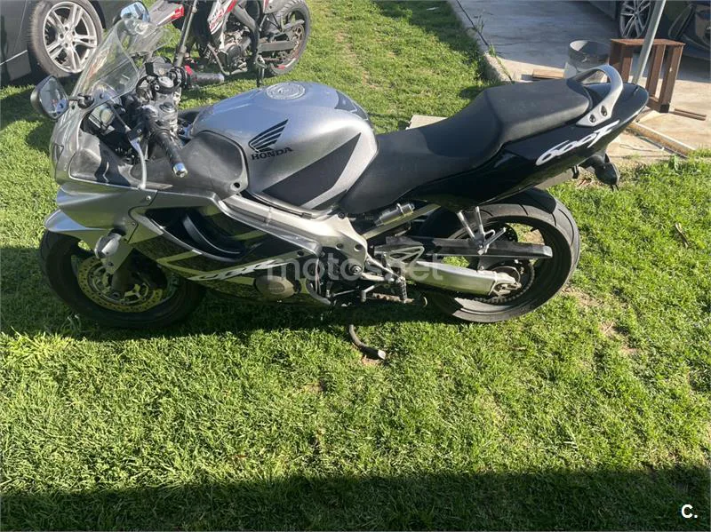 Honda CBR 600F – Vista 2