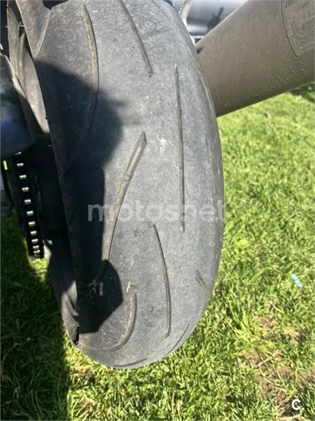 Honda CBR 600F – Vista 3