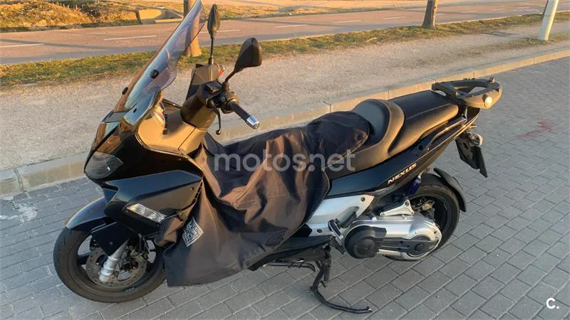 Gilera Nexus 500 – Vista 9