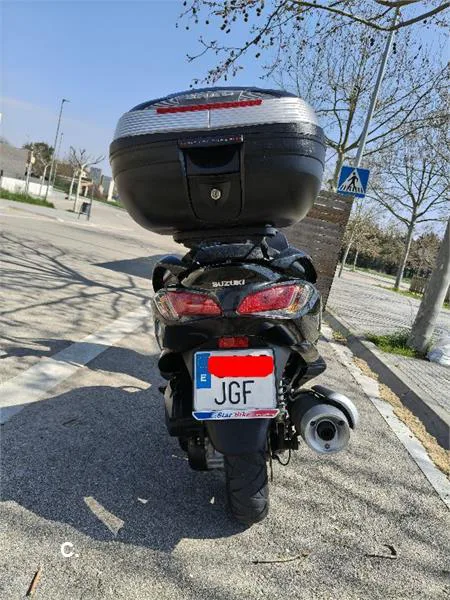 Suzuki Burgman 200 – Vista 8