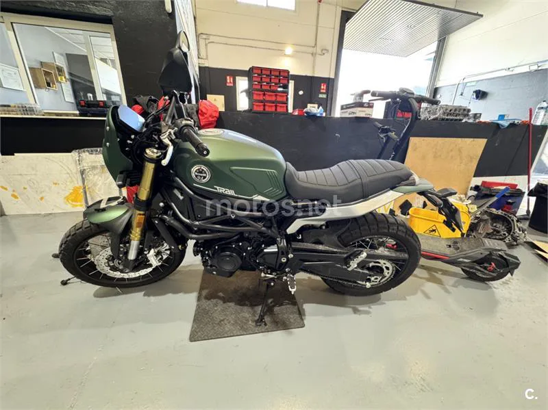 Benelli Leoncino 800 – Vista 3