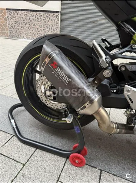 Kawasaki Z 900 – Vista 8