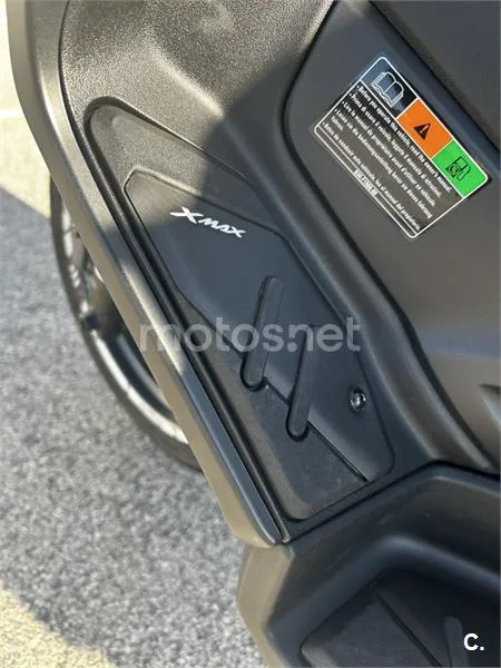 Yamaha XMAX 125 – Vista 24