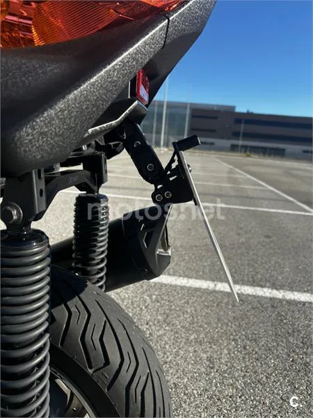 Yamaha XMAX 125 – Vista 32