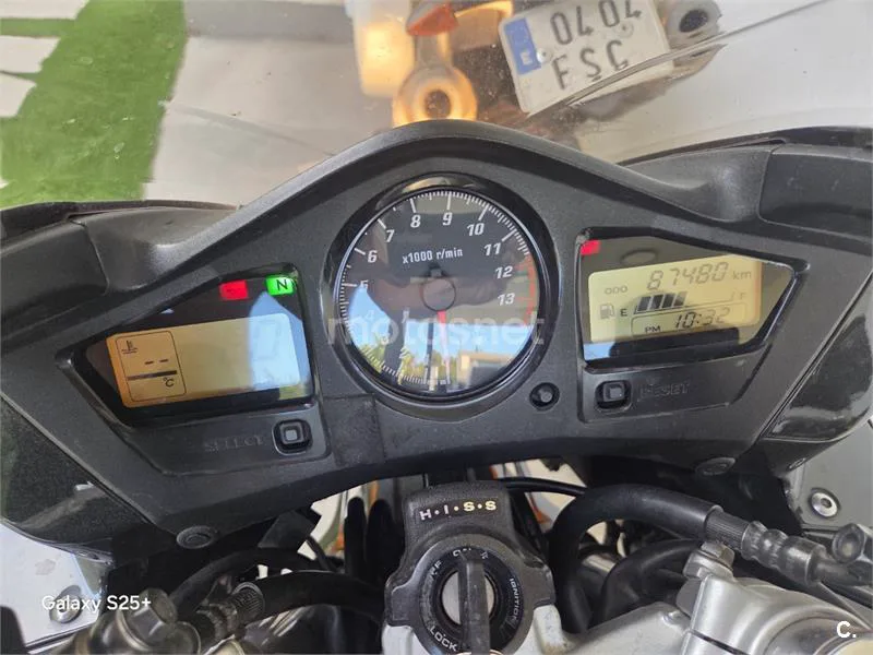 Honda VFR 800 FI – Vista 4