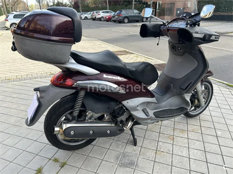 Piaggio Beverly 500 – Vista 11