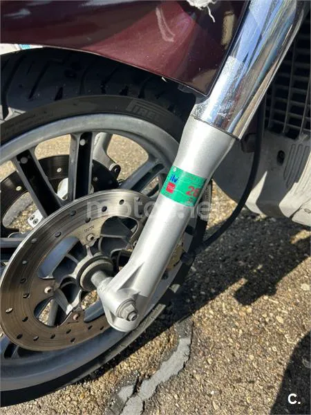 Piaggio Beverly 500 – Vista 12