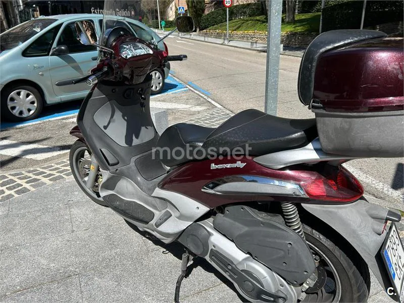 Piaggio Beverly 500 – Vista 14
