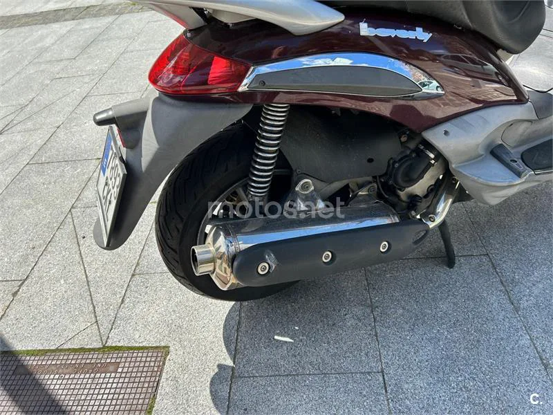 Piaggio Beverly 500 – Vista 3