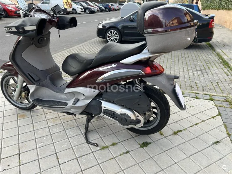 Piaggio Beverly 500 – Vista 10