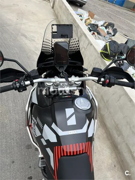 Ducati DesertX – Vista 3