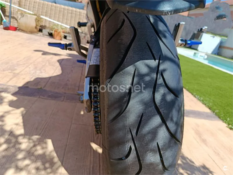 Suzuki GSR 600 – Vista 6