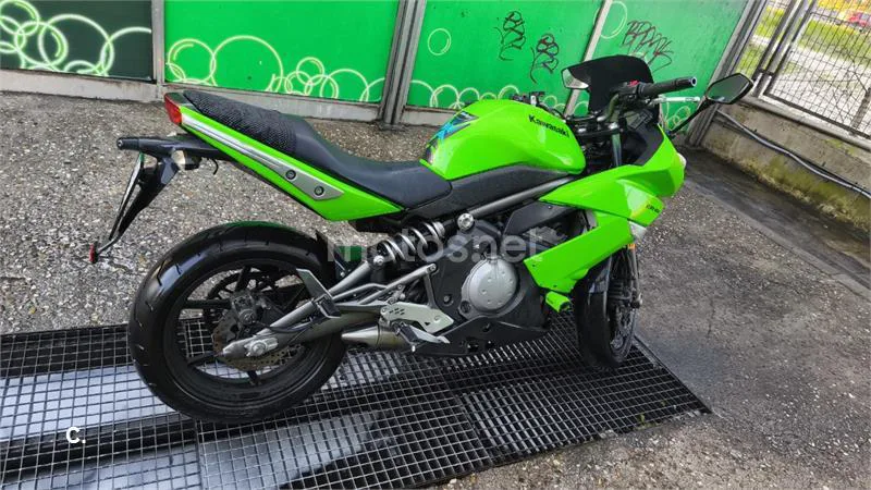 Kawasaki ER-6F – Vista 6