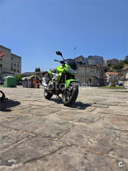 Kawasaki Z 750 – Vista 2