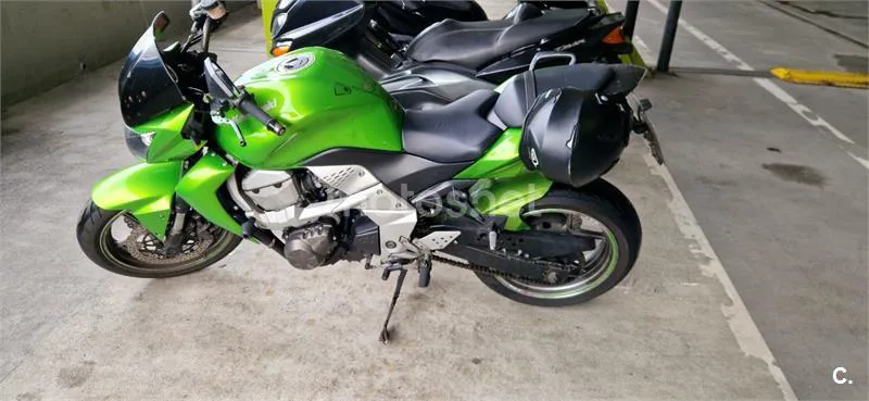 Kawasaki Z 750 – Vista 3