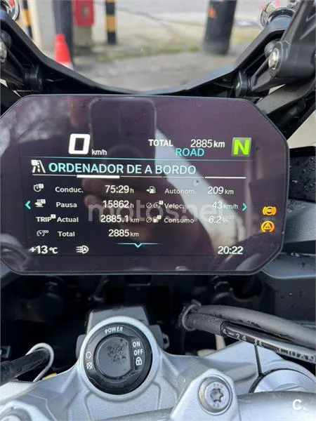 BMW F 900 XR – Vista 2